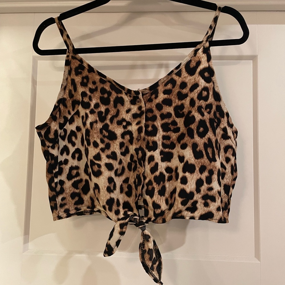 Leopard Knotted Cami Crop Top